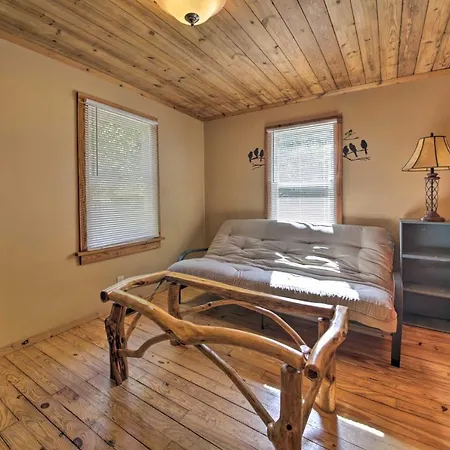 Pet-Friendly Cottage With Fire Pit - 3 Mi To Siu! Carbondale Exterior photo