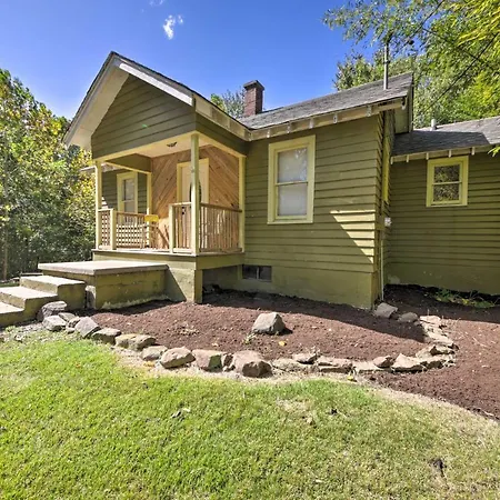 Pet-Friendly Cottage With Fire Pit - 3 Mi To Siu! Carbondale Exterior photo