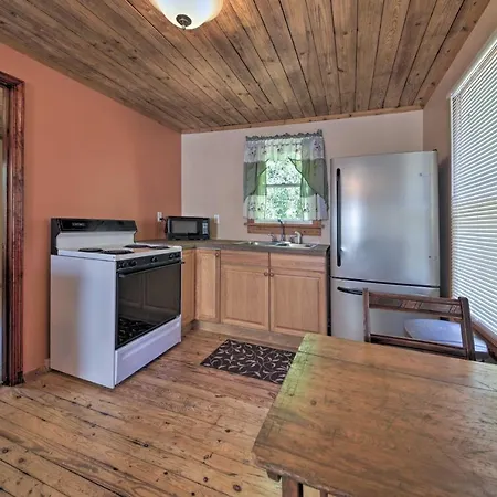 Pet-Friendly Cottage With Fire Pit - 3 Mi To Siu! Carbondale Exterior photo