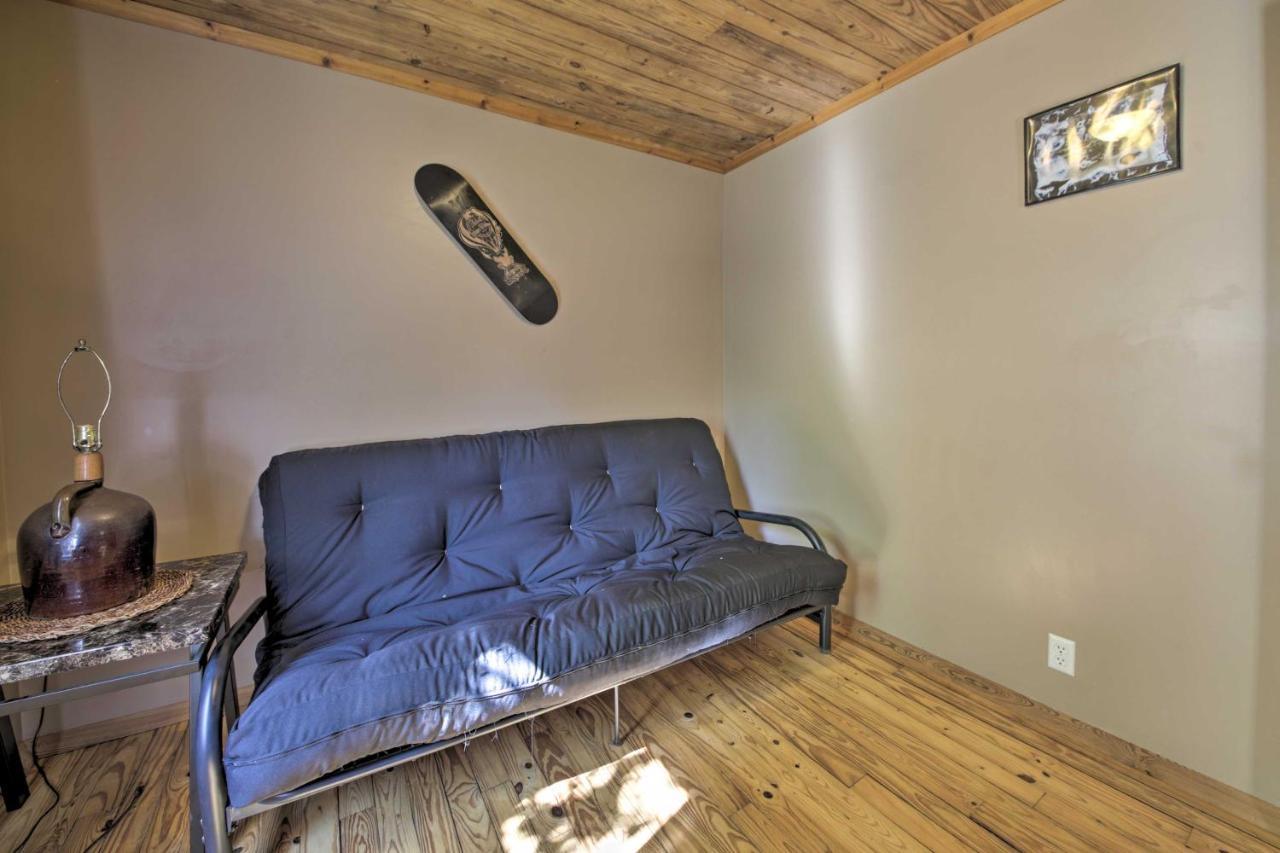 Holiday home Pet-friendly With Fire Pit - 3 Mi To Siu!