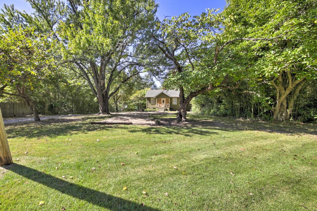 Pet-friendly With Fire Pit - 3 Mi To Siu! Holiday home *